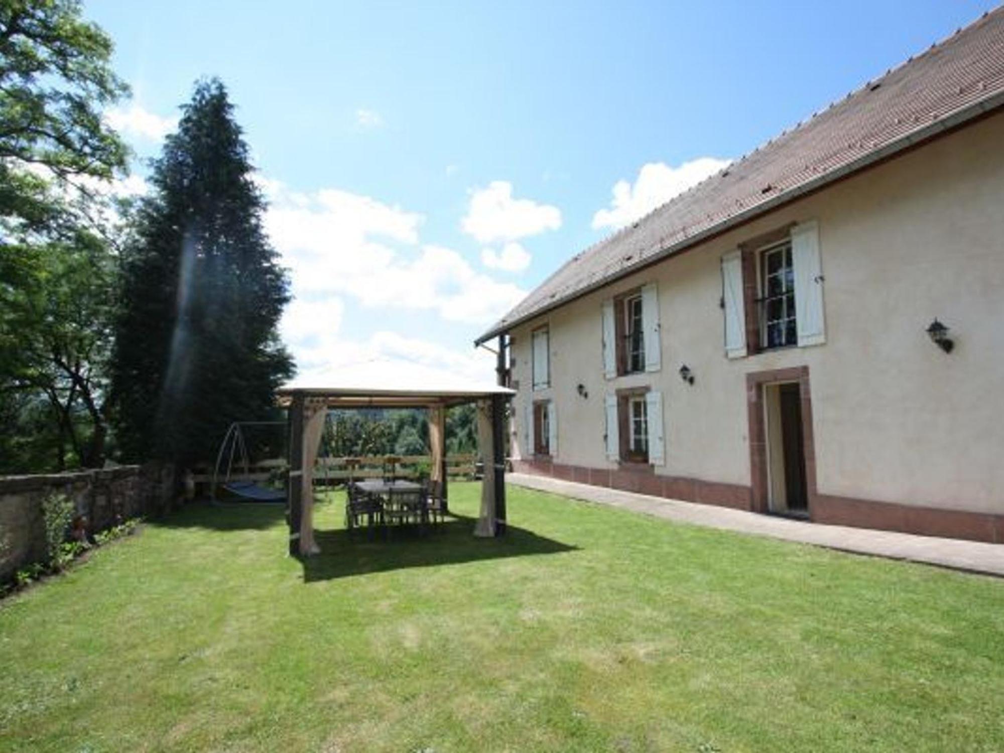 Chambre Violette Dans Batisse Du 18E Siecle Au Calme - Fr-1-589-710 Bed & Breakfast Moyenmoutier ภายนอก รูปภาพ